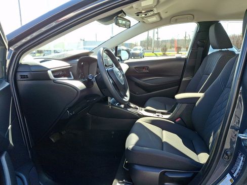 Used 2023 Toyota Corolla LE image 13