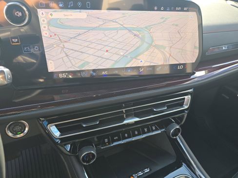 New 2026 Chevrolet Traverse RS w/ LPO, Floor Liner Package FWD image 16