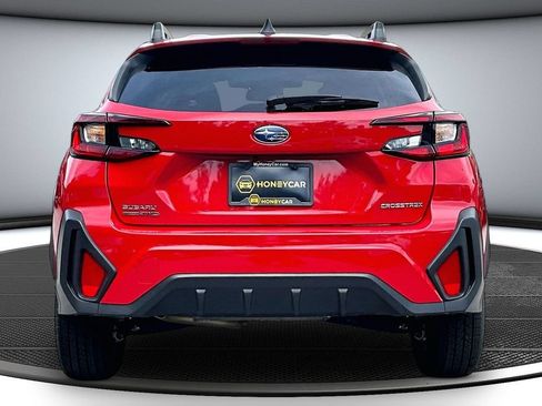 Used 2025 Subaru Crosstrek 2.5i Premium AWD/4WD image 5