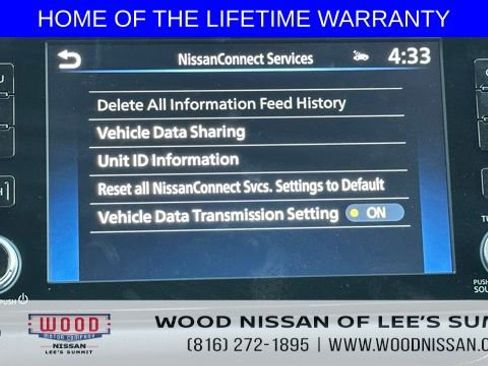 New 2025 Nissan Versa SR w/ Trunk Package image 36