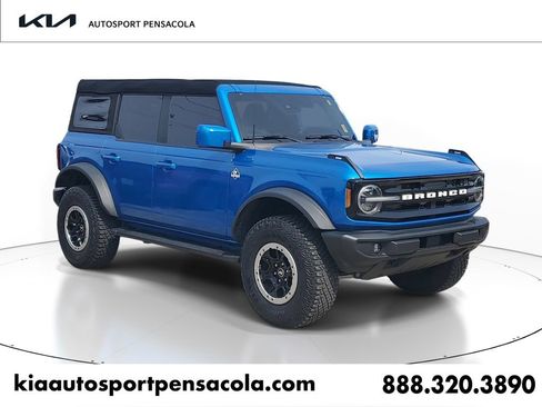 Used 2024 Ford Bronco Outer Banks w/ Sasquatch Package AWD/4WD image 1