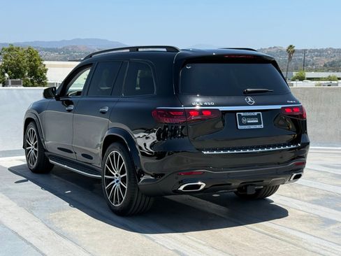 New 2026 Mercedes-Benz GLS 450 4MATIC image 8