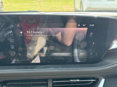 Used 2024 Buick Envista Preferred w/ Convenience I Package image 20