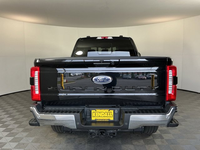 Used 2023 Ford F350 Lariat w/ Lariat Ultimate Package AWD/4WD image 5