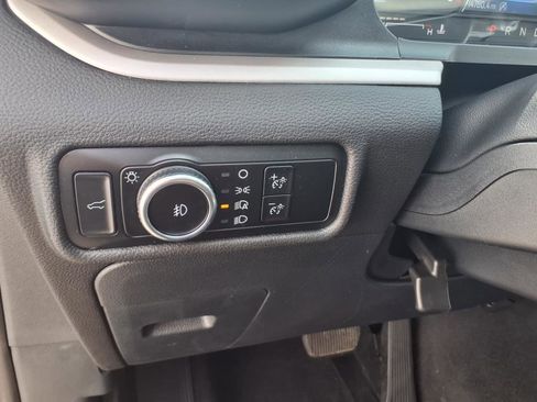 Certified 2023 Ford Explorer XLT w/ Equipment Group 202A image 14