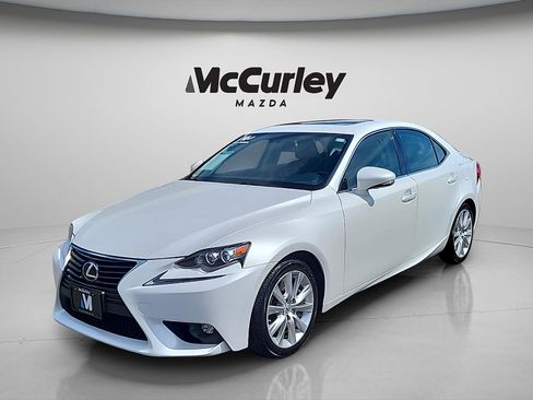 Used 2016 Lexus IS 300 AWD w/ Premium Package image 3