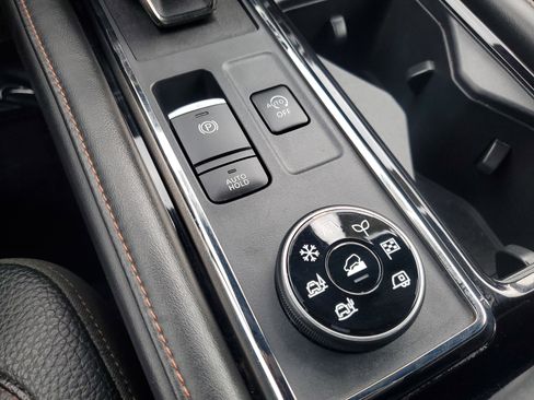 Used 2023 Nissan Pathfinder Rock Creek image 25