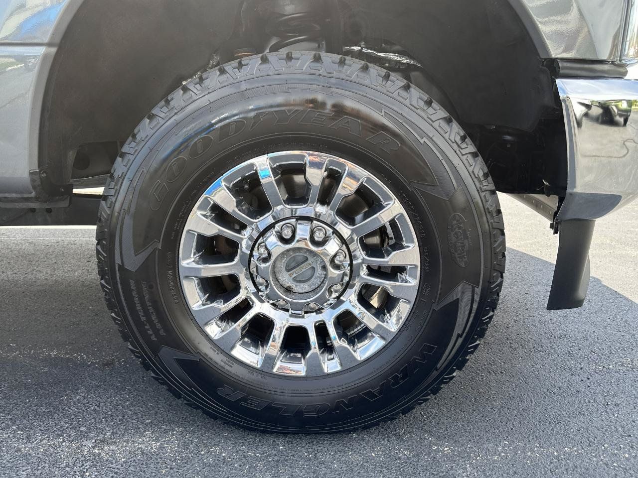 Used 2022 Ford F350 XLT w/ XLT Premium Package AWD/4WD image 79