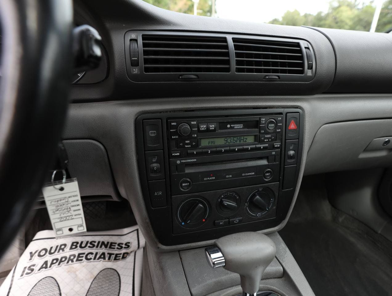 Used 2002 Volkswagen Passat GLS FWD image 18