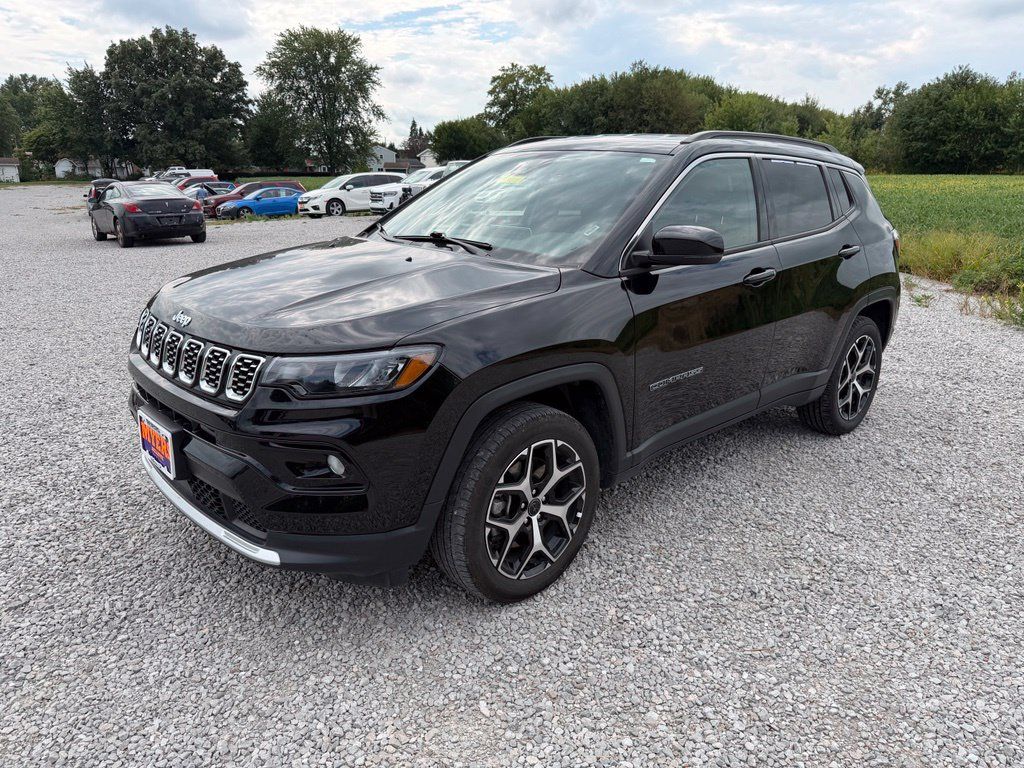 Used 2025 Jeep Compass Limited AWD/4WD image 24