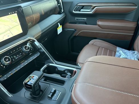 New 2026 GMC Sierra 1500 Denali Ultimate AWD/4WD image 24