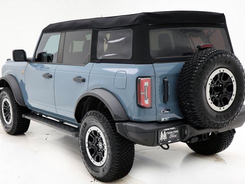 Used 2023 Ford Bronco Badlands w/ Sasquatch Package image 7