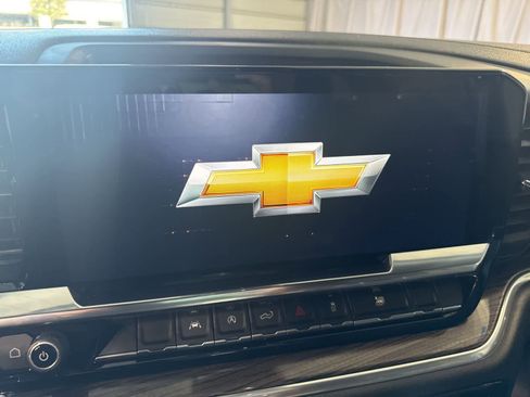 Used 2026 Chevrolet Silverado 1500 LT image 22