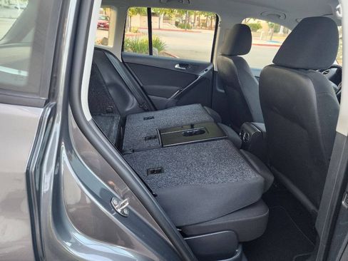 Used 2015 Volkswagen Tiguan S FWD image 35