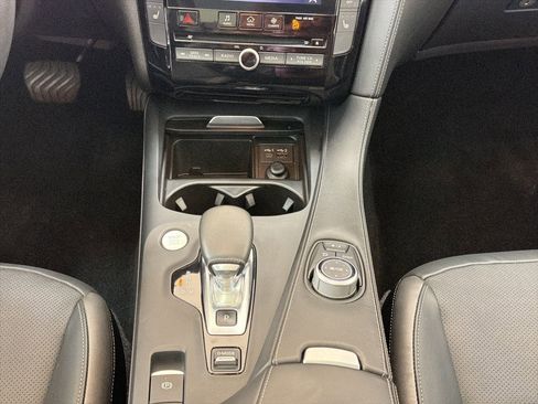 Used 2022 INFINITI QX50 Luxe image 24