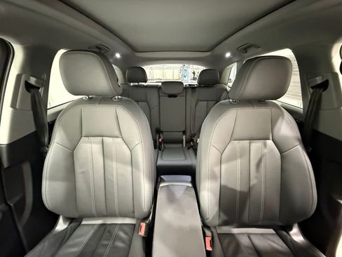 Used 2025 Audi Q5 Premium Plus image 32