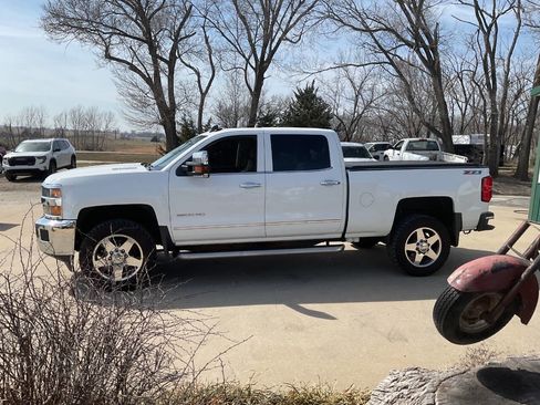 Used 2015 Chevrolet Silverado 2500 LTZ w/ Duramax Plus Package image 8