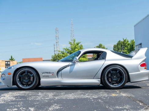 Used 1999 Dodge Viper GTS image 3
