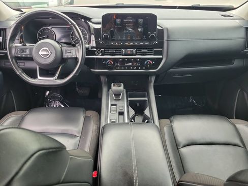 Certified 2023 Nissan Pathfinder SL FWD image 12