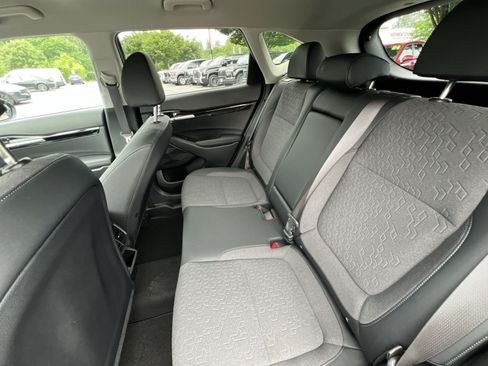 Used 2024 Kia Seltos S AWD/4WD image 24