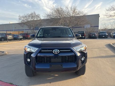 Used 2024 Toyota 4Runner SR5 Premium w/ Moonroof Package image 2