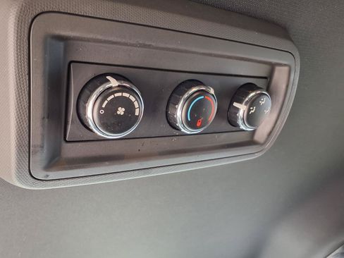 Used 2015 Dodge Grand Caravan SE w/ Quick Order Package 29E SE FWD image 5