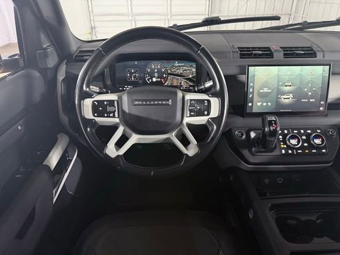 Used 2022 Land Rover Defender 110 X-Dynamic SE image 16