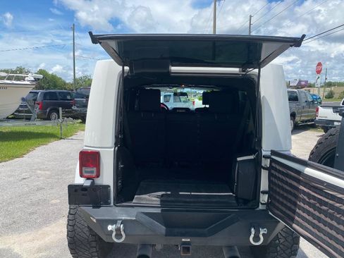 Used 2008 Jeep Wrangler Unlimited Rubicon w/ PWR Convenience Group AWD/4WD image 17