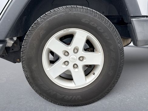 Used 2016 Jeep Wrangler Unlimited Sport w/ Quick Order Package 24S image 23