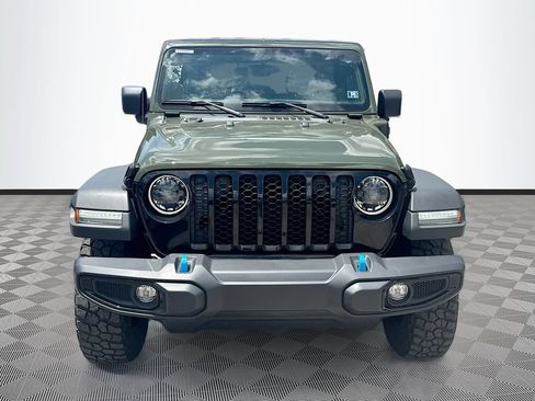 Used 2023 Jeep Wrangler Unlimited w/ Cold Weather Group AWD/4WD image 2