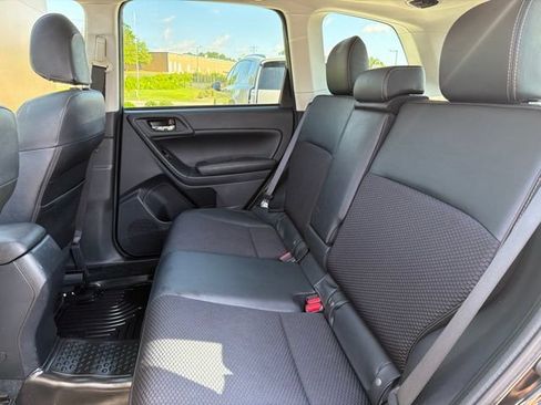 Used 2018 Subaru Forester 2.5i Premium w/ Popular Package #2A AWD/4WD image 27