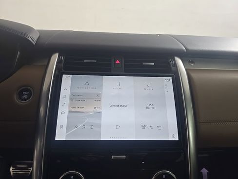 Used 2023 Land Rover Discovery HSE R-Dynamic image 9