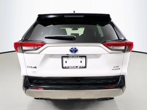 Used 2023 Toyota RAV4 XSE AWD/4WD image 6