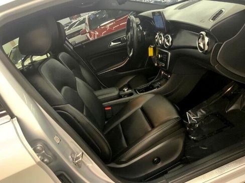 Used 2019 Mercedes-Benz GLA 250 image 14