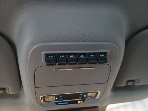 New 2026 Ford F250 Lariat w/ Chrome Package image 40