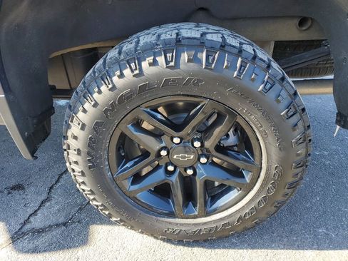 Used 2023 Chevrolet Silverado 1500 LT Trail Boss w/ Protection Package image 31