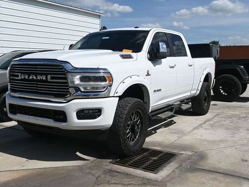 Used 2023 RAM 2500 Laramie AWD/4WD image 5