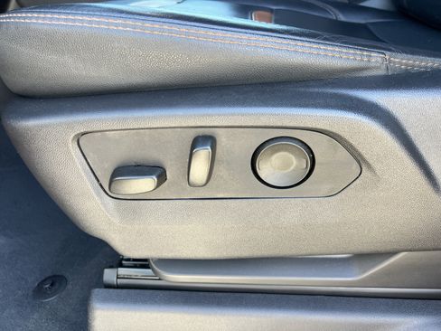 Used 2024 GMC Sierra 2500 AT4 w/ AT4 Premium Plus Package image 32