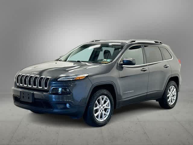 Used 2016 Jeep Cherokee Latitude w/ Cold Weather Group AWD/4WD image 1