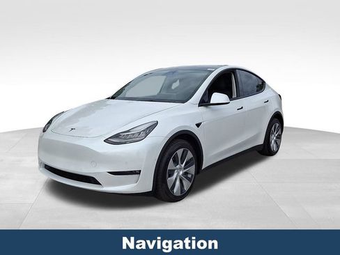 Used 2021 Tesla Model Y Long Range AWD/4WD image 4