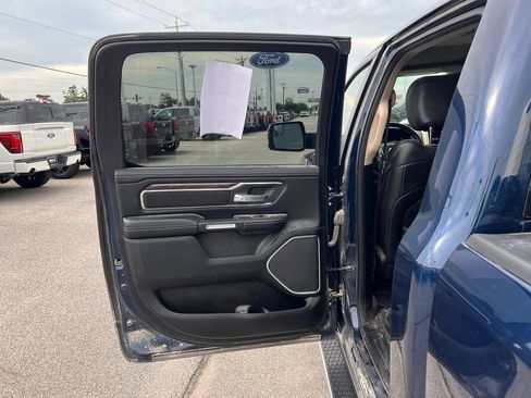 Used 2019 RAM 1500 Laramie AWD/4WD image 24