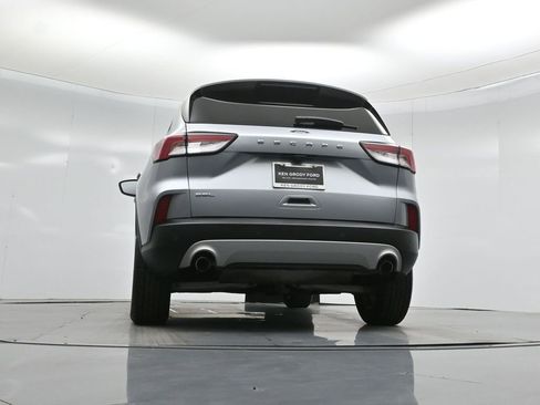 Certified 2022 Ford Escape SEL w/ Technology Package image 51