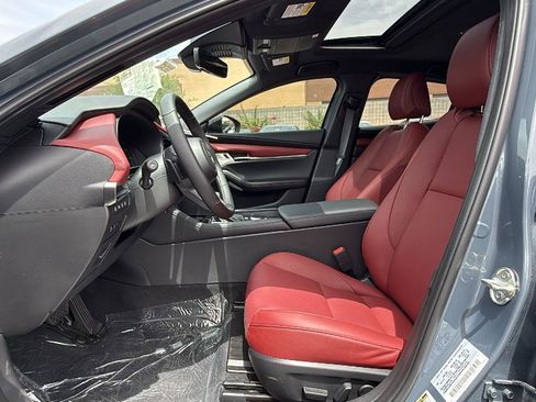 New 2026 MAZDA MAZDA3 Hatchback w/Premium Plus Pkg AWD/4WD image 19