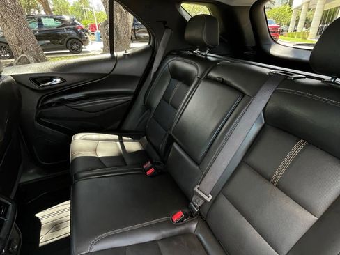 Used 2022 Chevrolet Equinox Premier FWD image 23