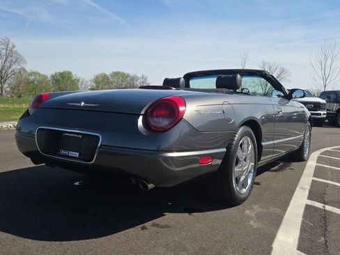 Used 2003 Ford Thunderbird image 14