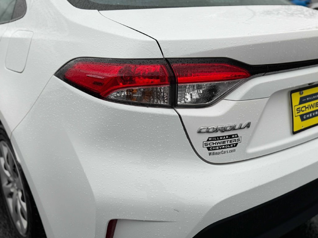 Used 2024 Toyota Corolla LE FWD image 10