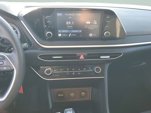 Used 2023 Hyundai Sonata SE FWD image 19
