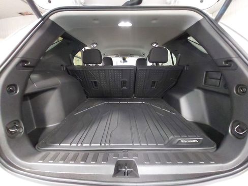 Used 2023 Chevrolet Equinox LT image 12