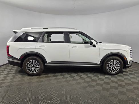 Used 2026 Hyundai Palisade SEL FWD image 11
