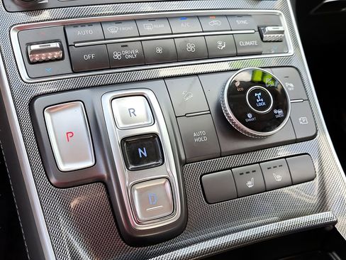 Used 2021 Hyundai Santa Fe SEL Premium image 25